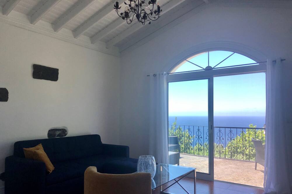 Photo of Livingroom in Mosteiros