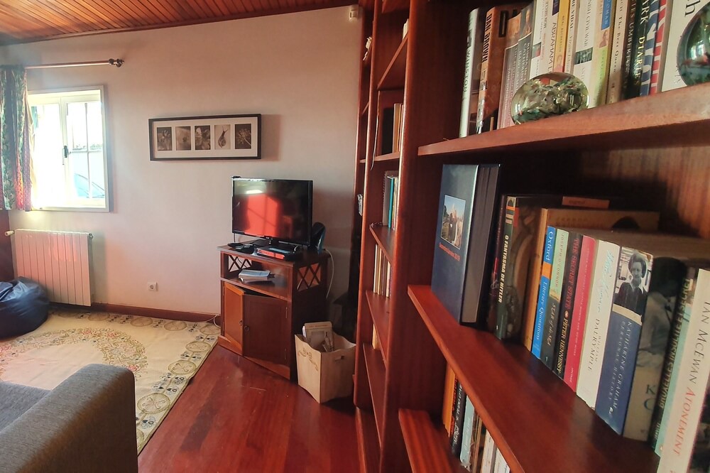 Photo of Livingroom in Oeiras