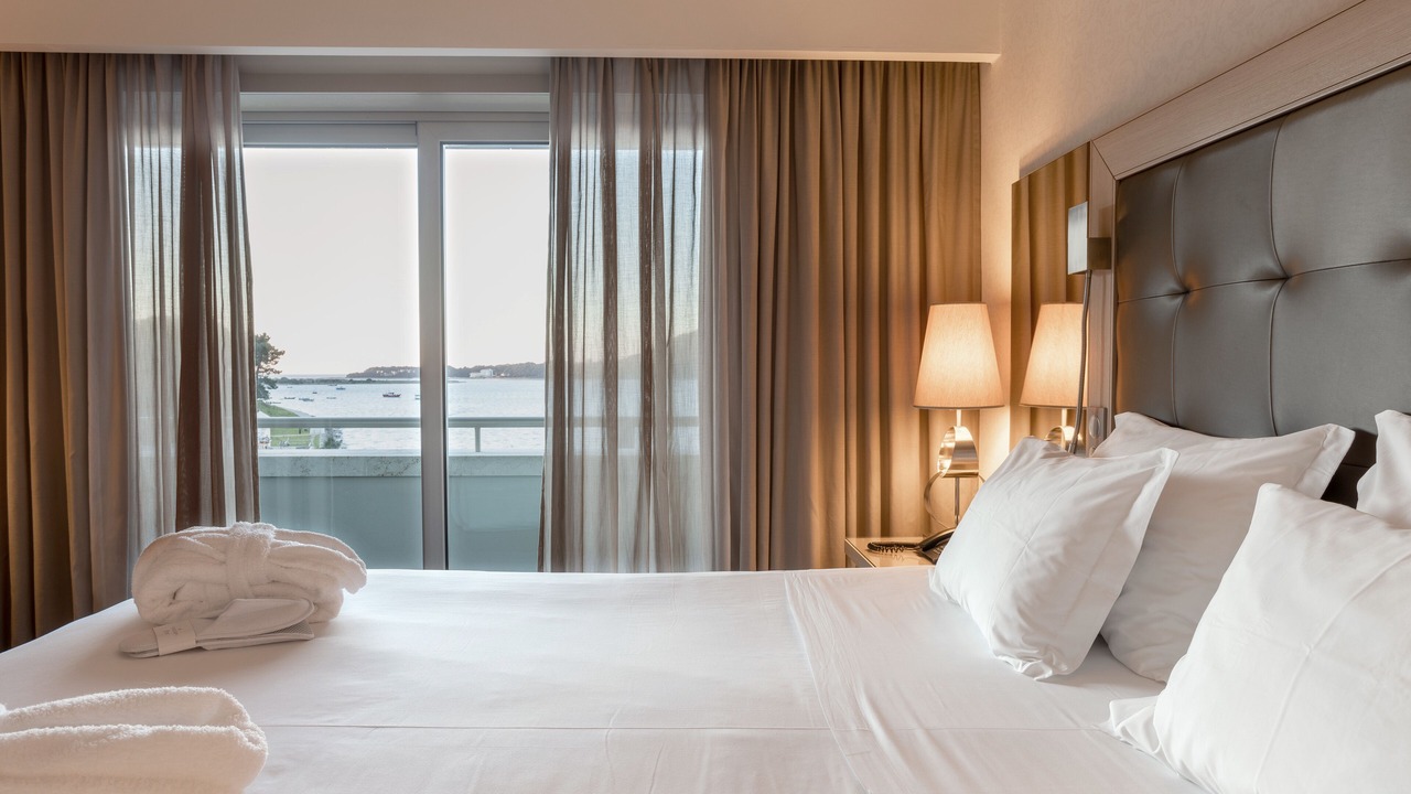 Photo of Bedroom in Caminha