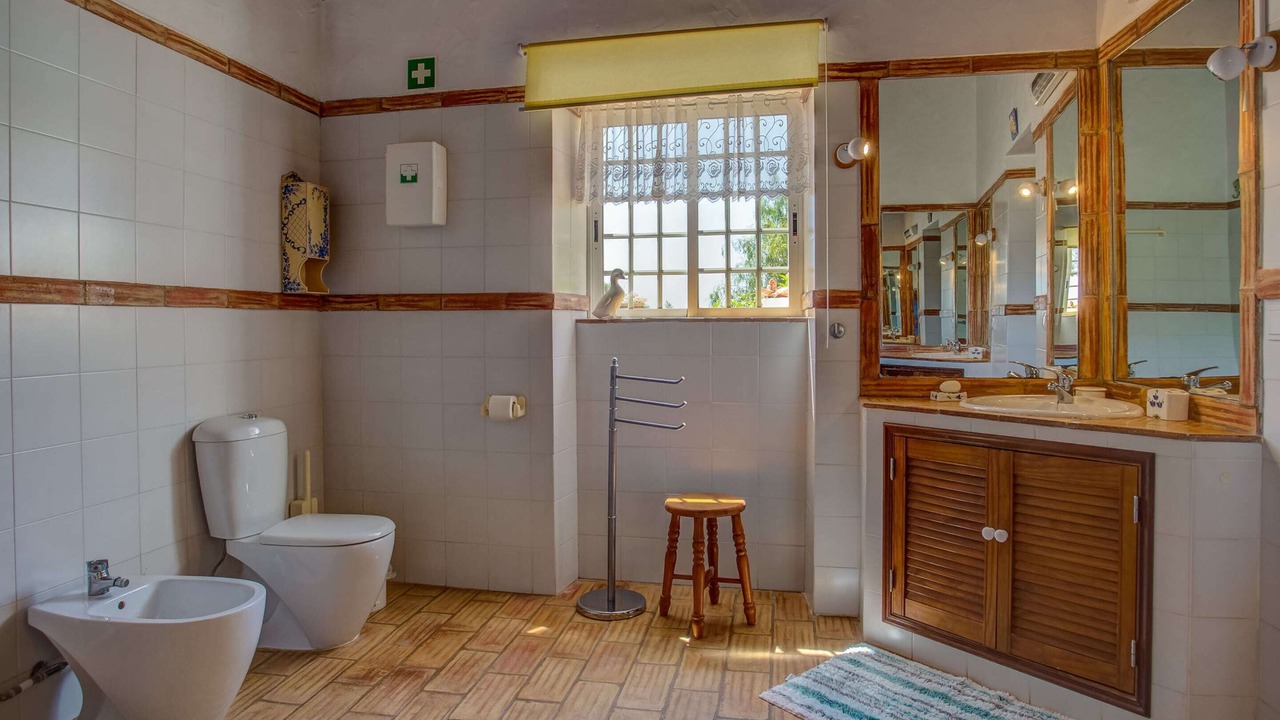 Photo of Bathroom in Alcalar