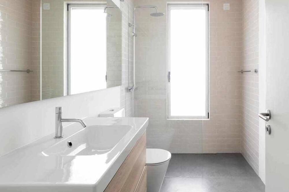 Photo of Bathroom in Troia