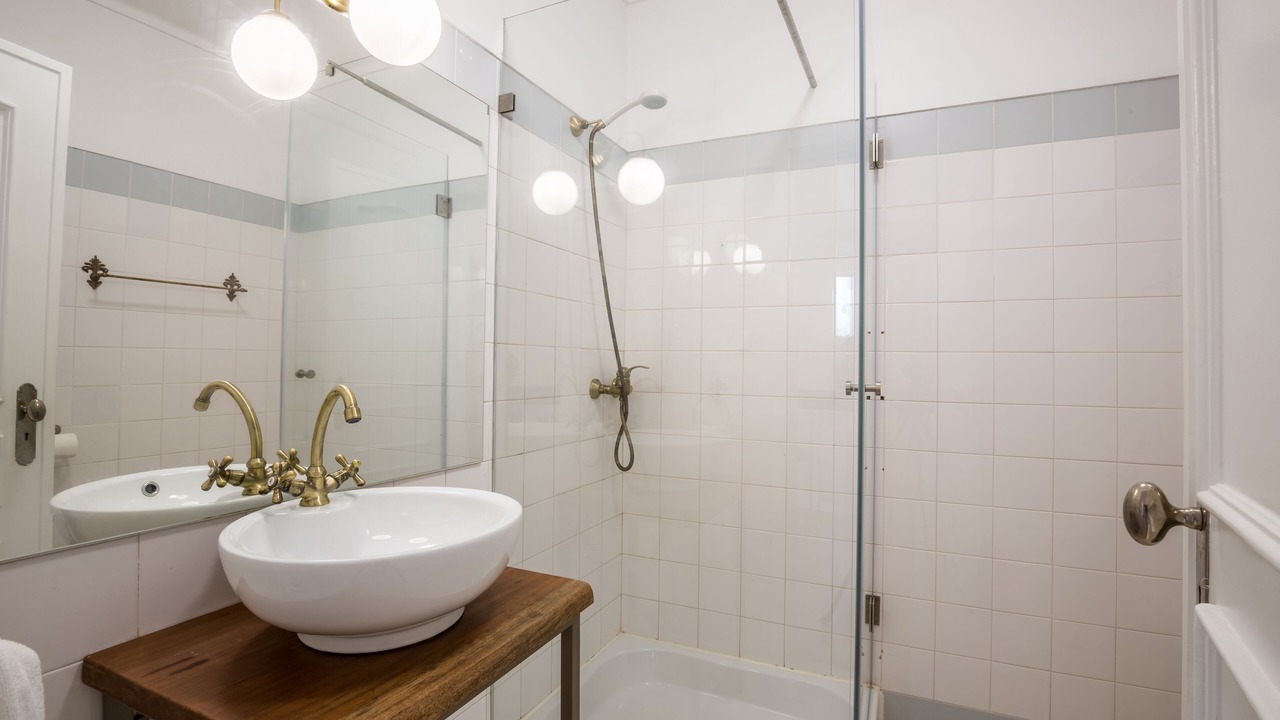 Photo of Bathroom in Ericeira