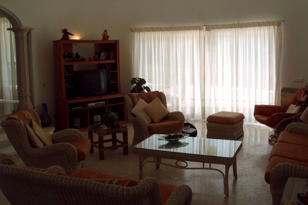 Photo of Livingroom in Caramujeira
