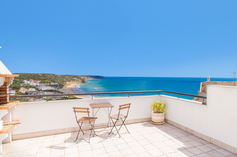Photo of Patio Balcony in Salema