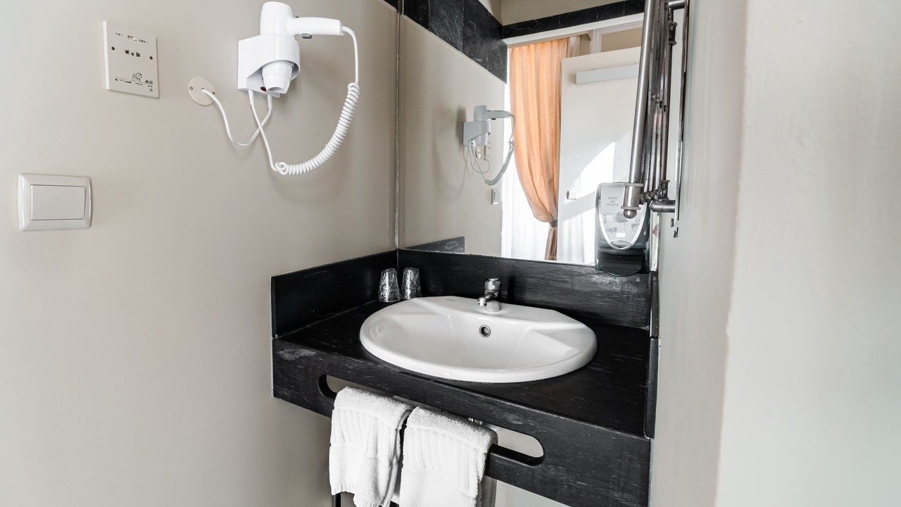 Photo of Bathroom in Moura