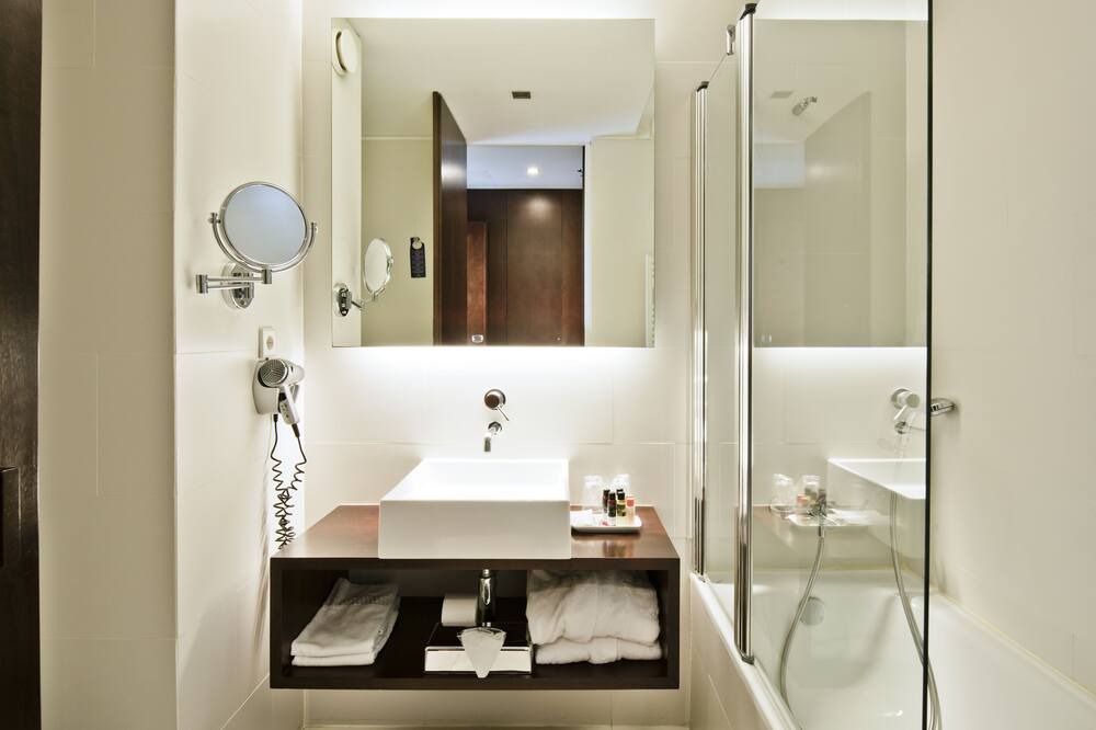 Photo of Bathroom in Sao Joao da Madeira