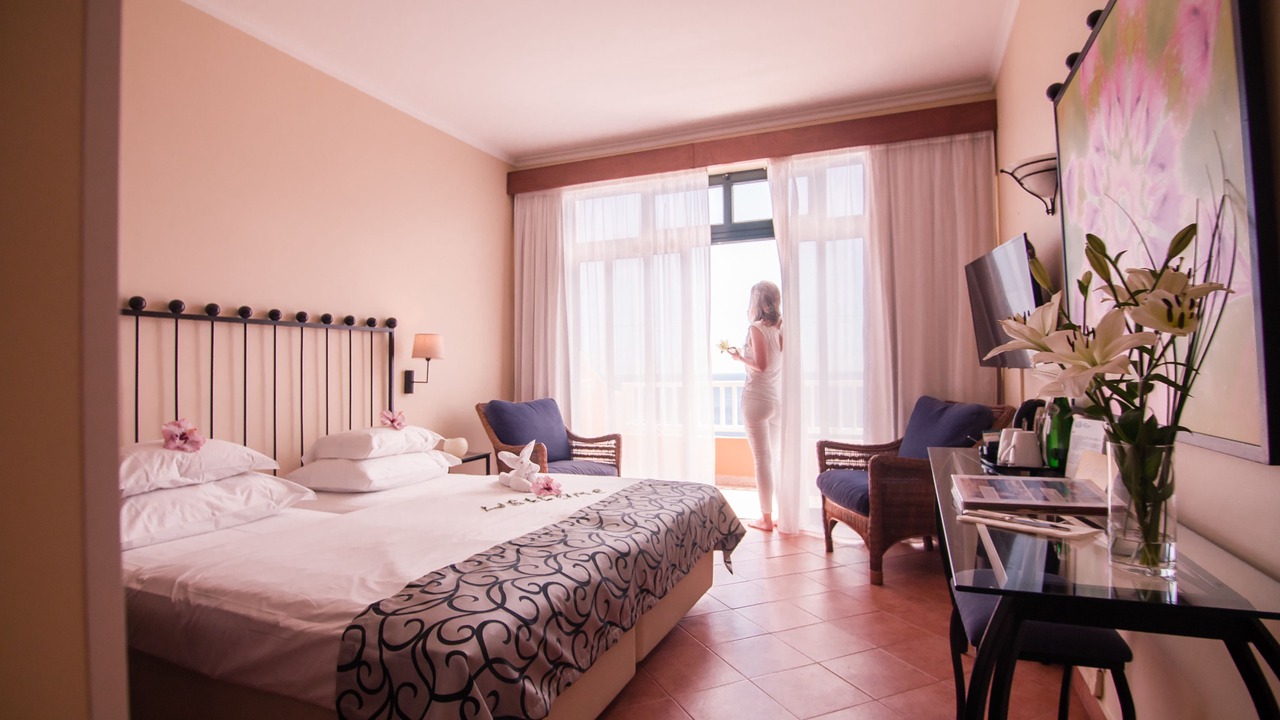 Photo of Bedroom in Canico