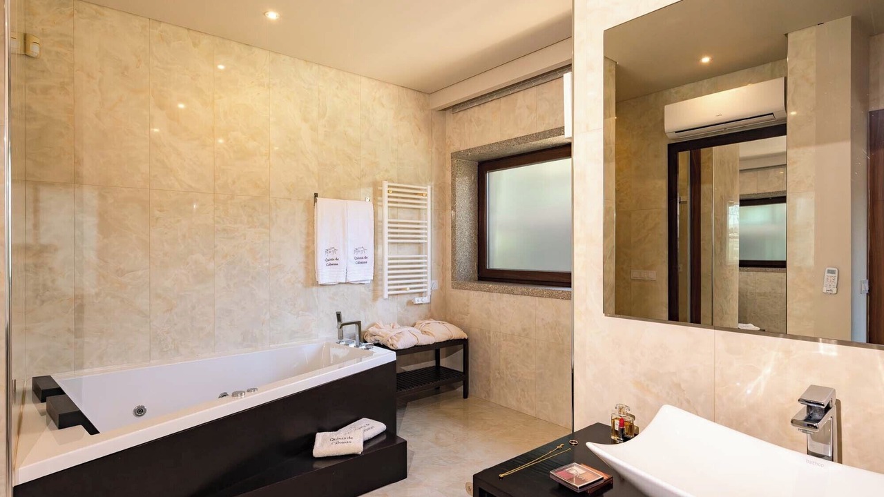 Photo of Bathroom in Sardoeira