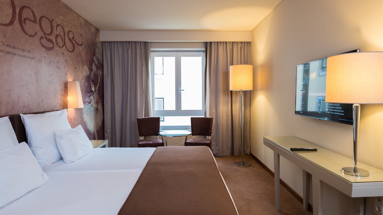 Photo of Bedroom in Lordelo do Ouro e Massarelos