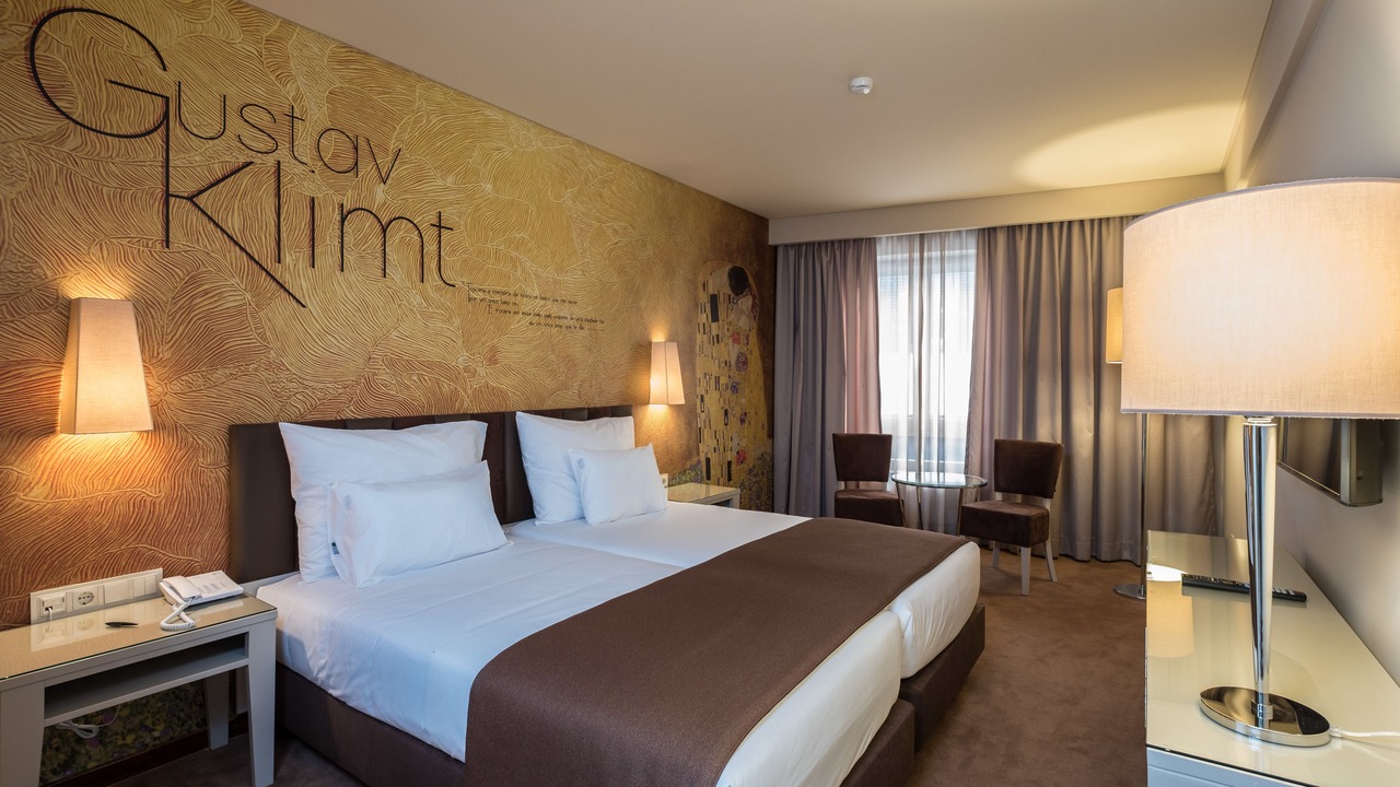 Photo of Bedroom in Lordelo do Ouro e Massarelos