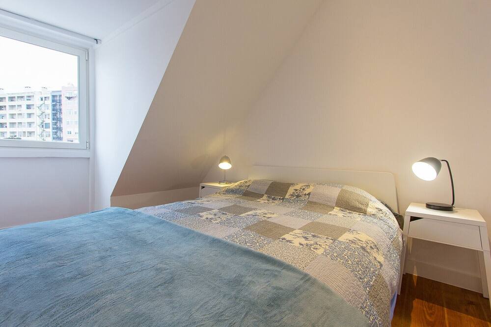 Photo of Bedroom in Lisbon Old Town