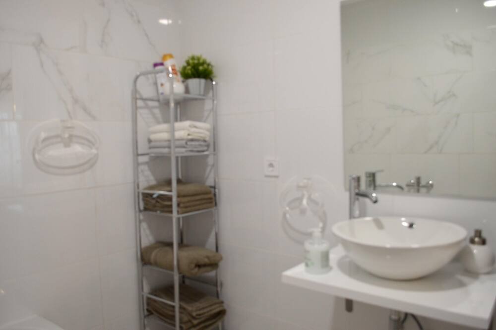 Photo of Bathroom in Santo Andre de Poiares