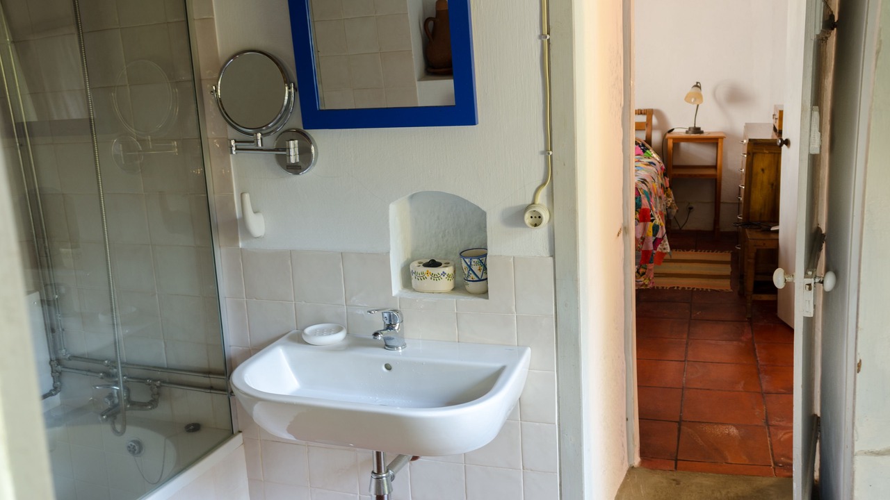 Photo of Bathroom in Angra do Heroismo