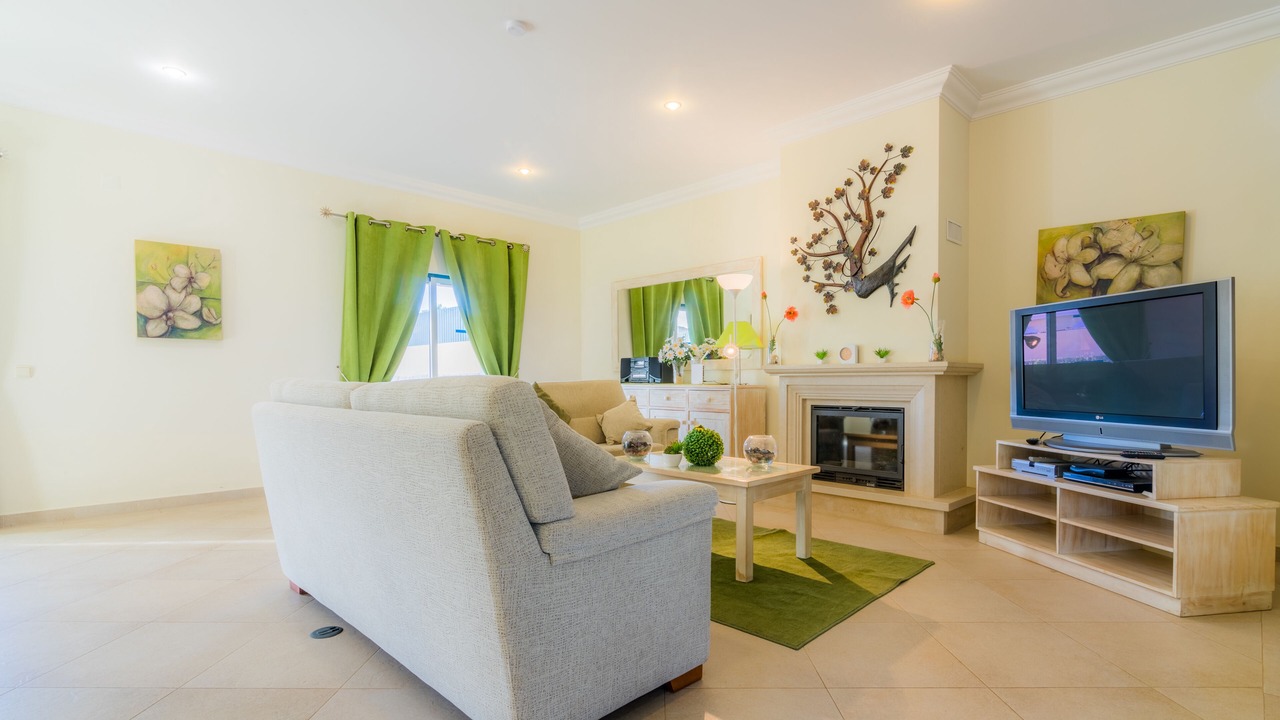 Photo of Livingroom in Figueiral