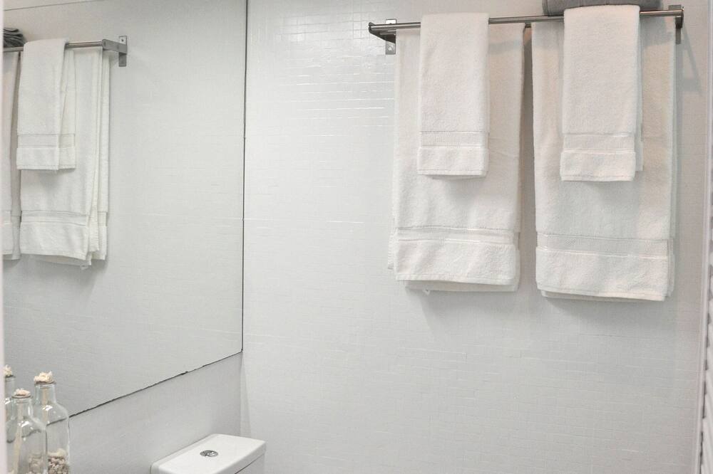 Photo of Bathroom in Guia