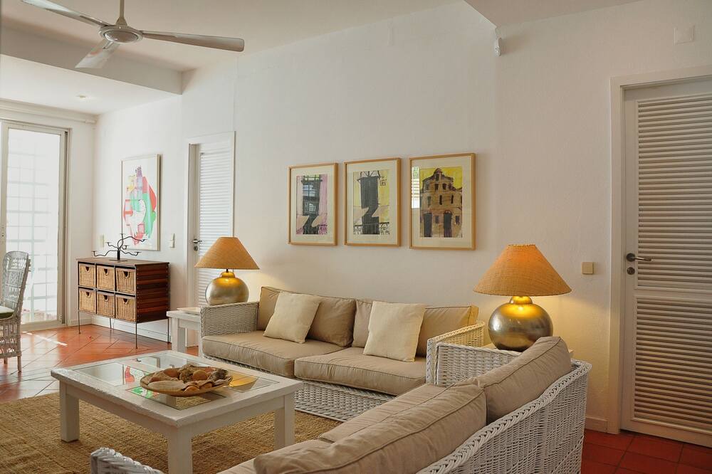 Photo of Livingroom in Guia