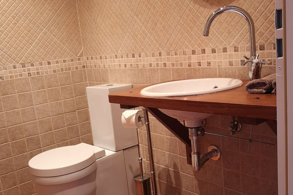 Photo of Bathroom in Alcoutim