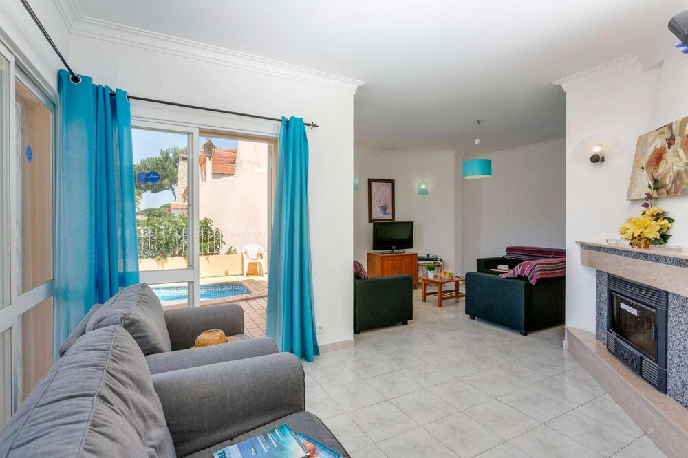 Photo of Livingroom in Quarteira