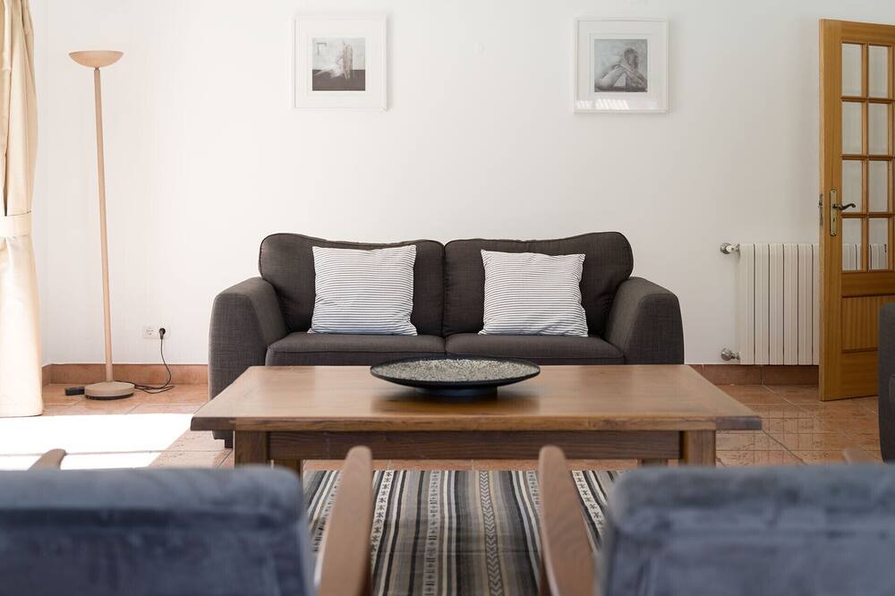 Photo of Livingroom in Albardeira