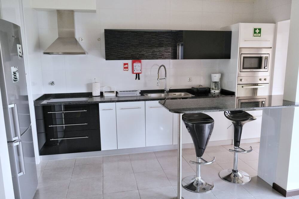 Photo of Kitchen in Capelas