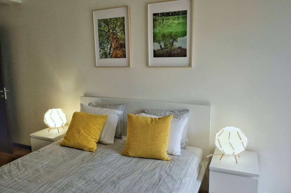 Photo of Bedroom in Capelas