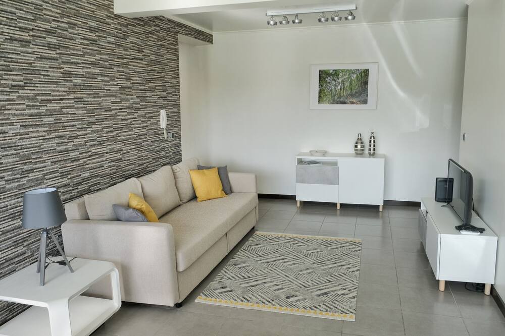 Photo of Livingroom in Capelas
