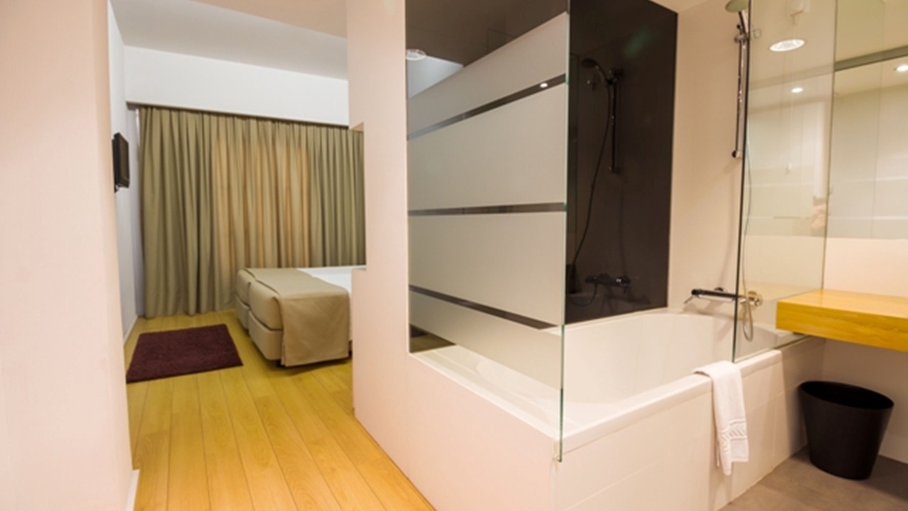 Photo of Bedroom in Viana do Castelo