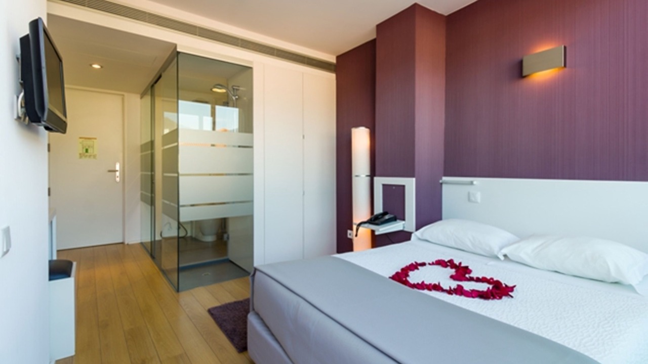 Photo of Bedroom in Viana do Castelo
