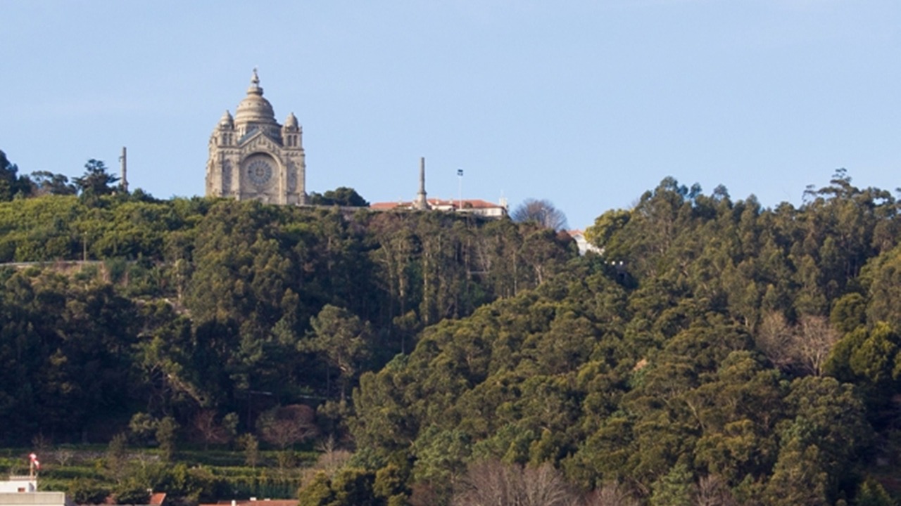 Photo of Bedroom in Viana do Castelo