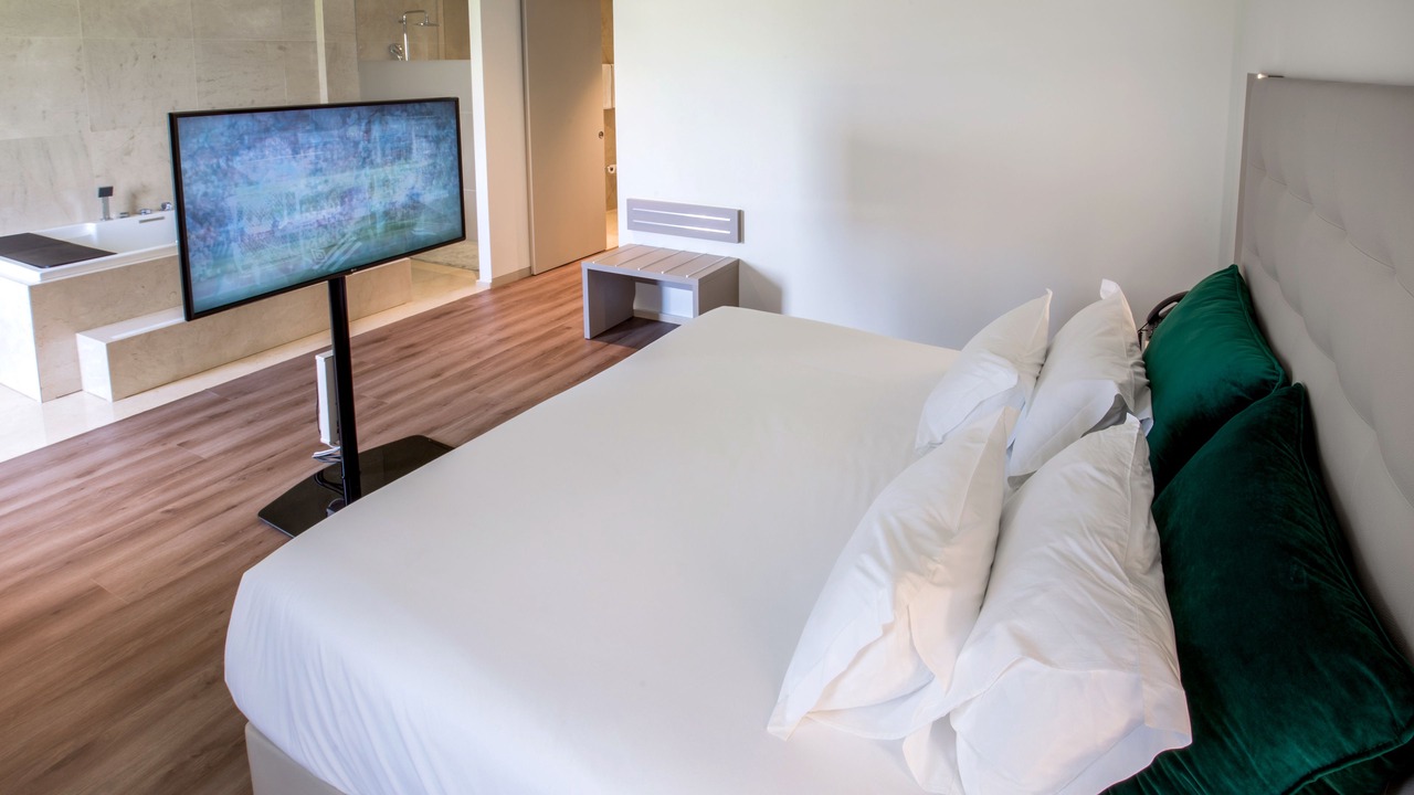 Photo of Bedroom in Maia