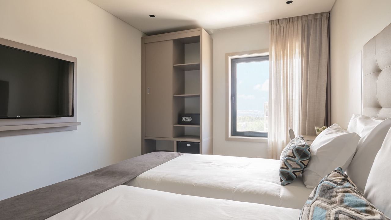 Photo of Bedroom in Maia