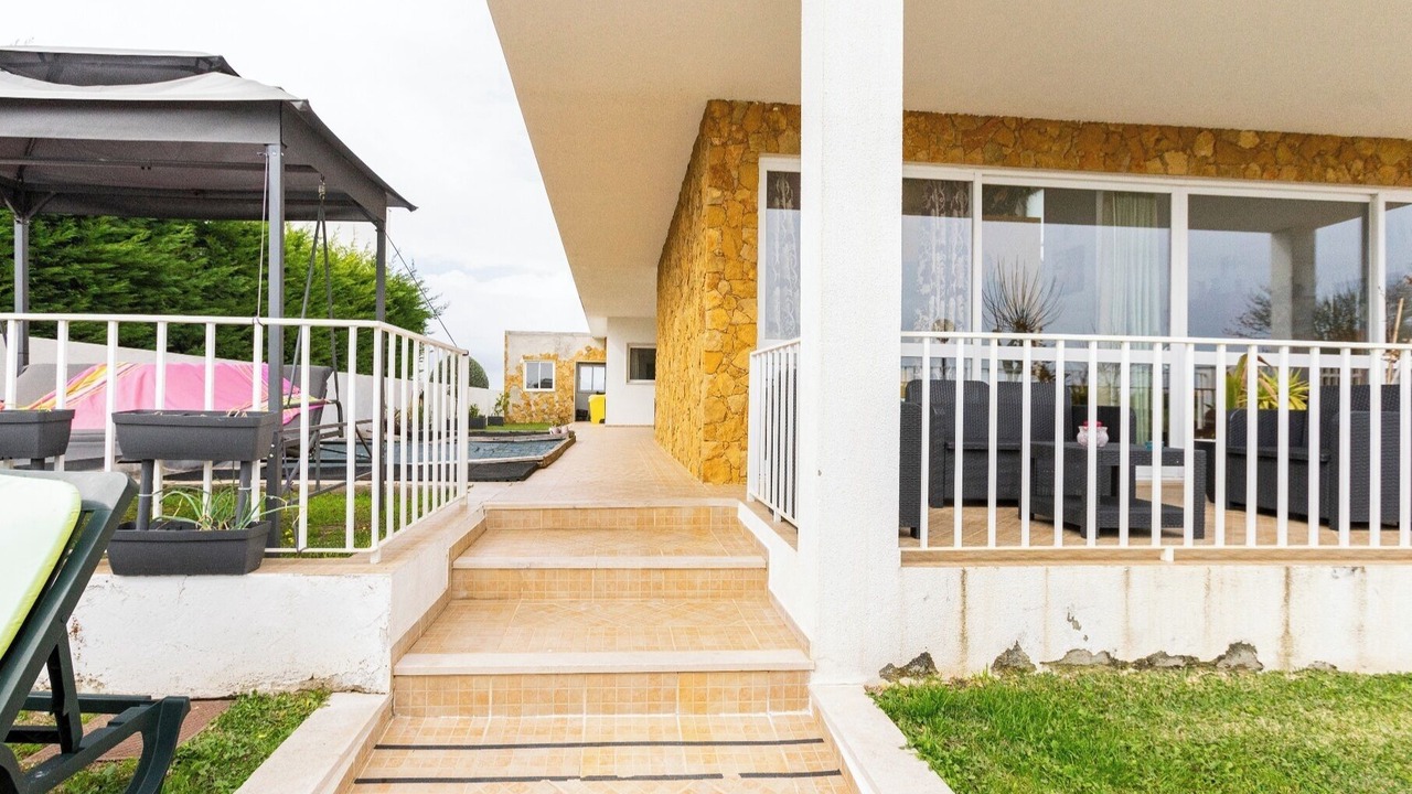 Photo of Patio Balcony in Aldeia Galega