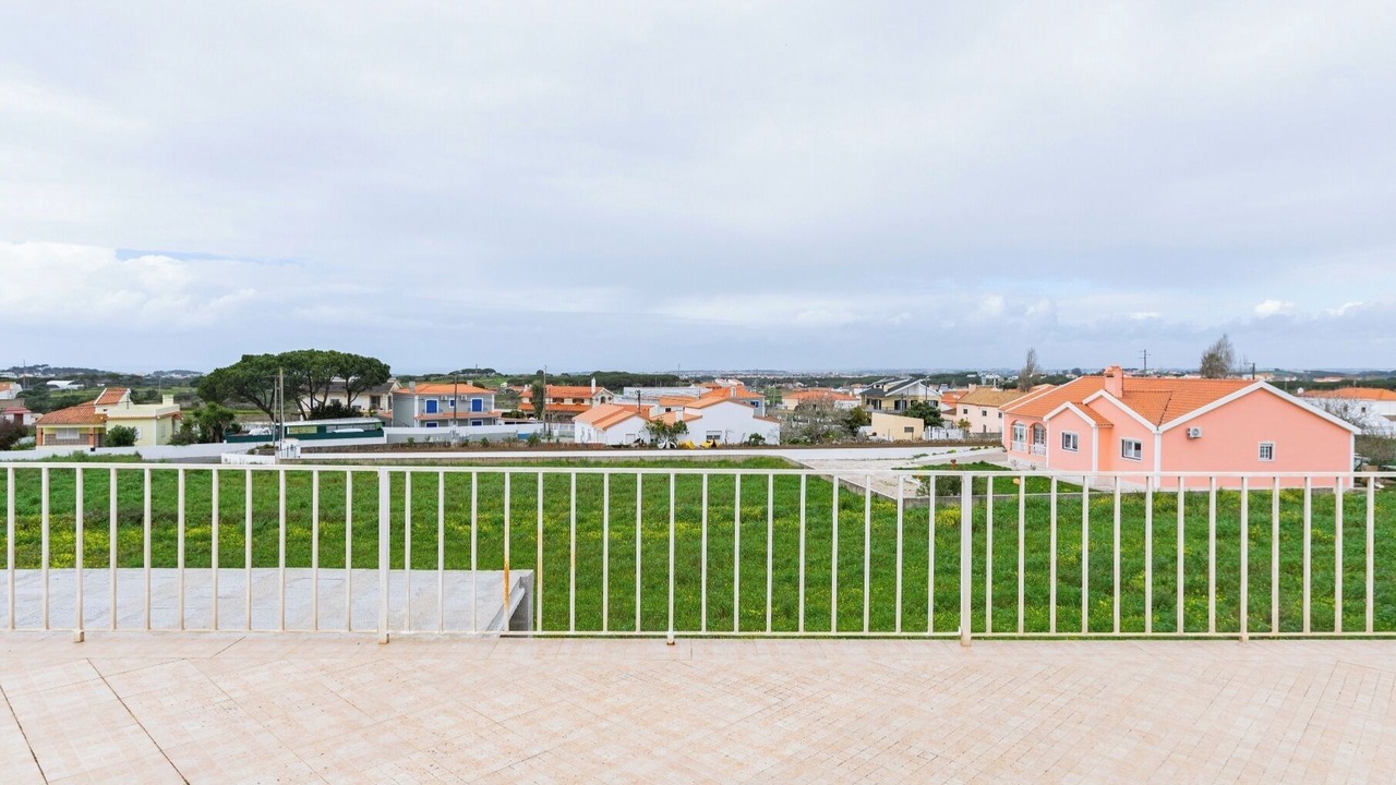 Photo of Patio Balcony in Aldeia Galega