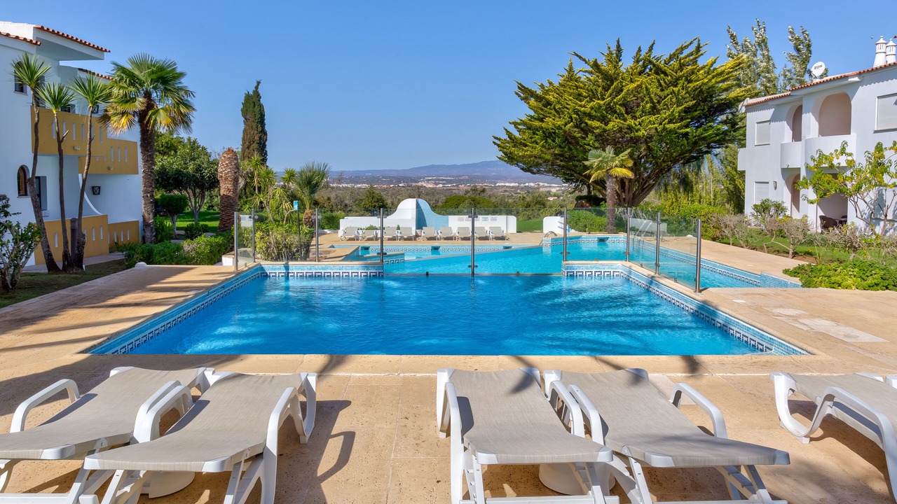 Photo of Outdoor in Estombar