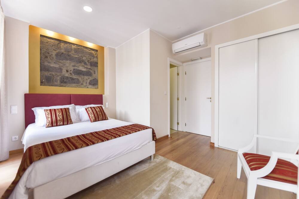 Photo of Bedroom in Horta