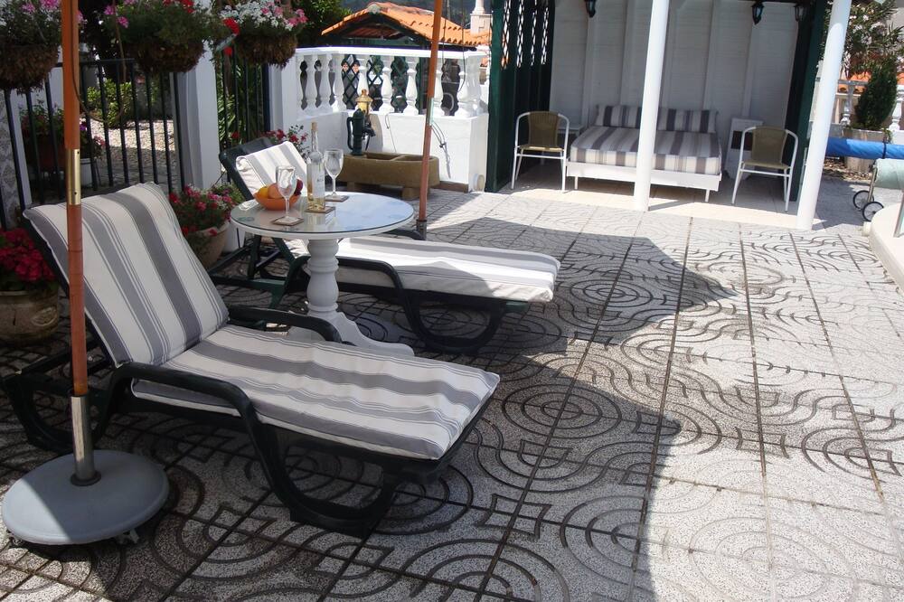 Photo of Patio Balcony in Penela
