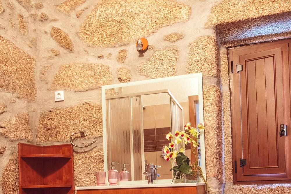 Photo of Bathroom in Vila Ruiva