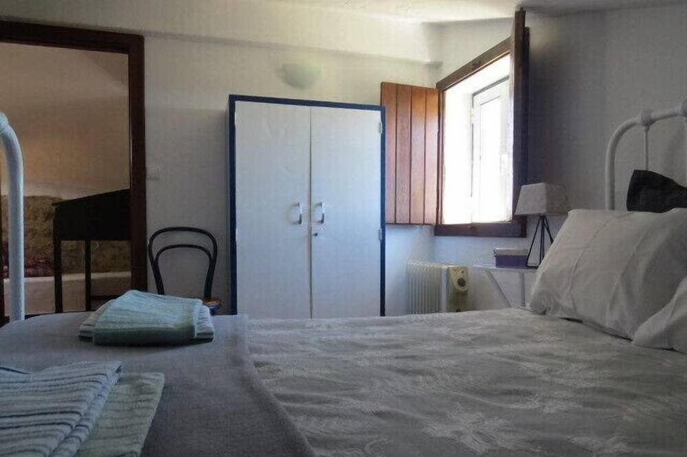 Photo of Bedroom in Carvalhal