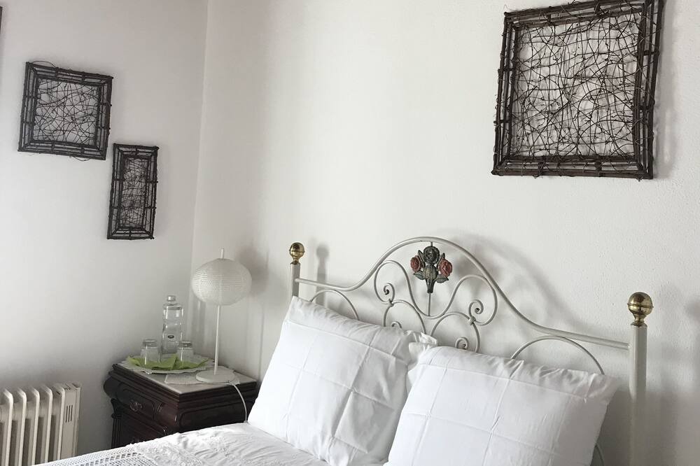 Photo of Bedroom in Penela