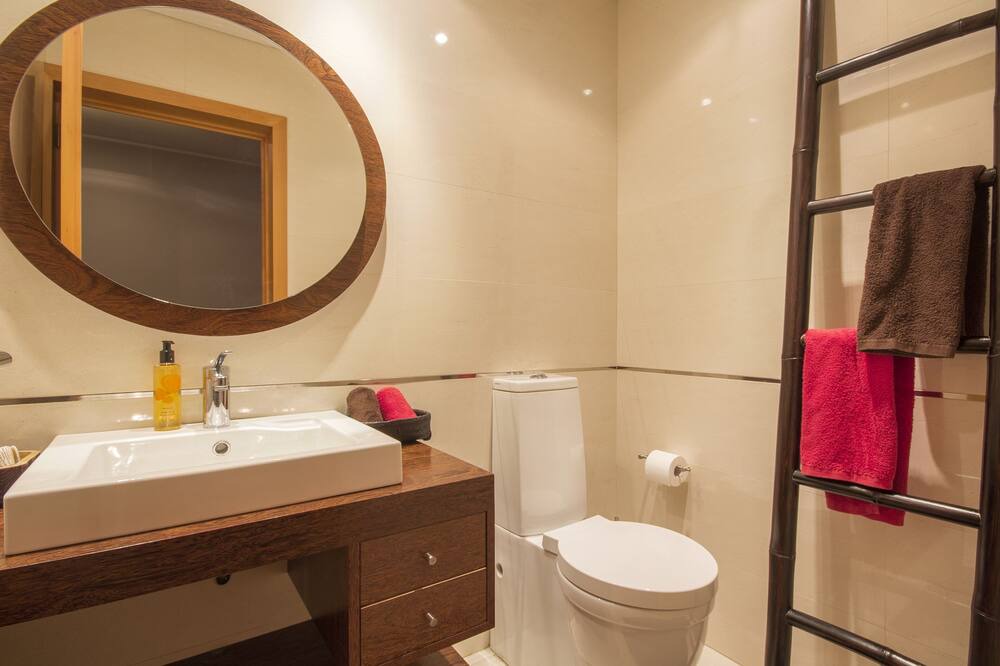 Photo of Bathroom in Fao
