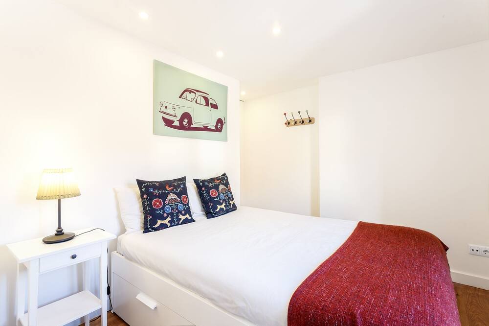 Photo of Bedroom in Loures
