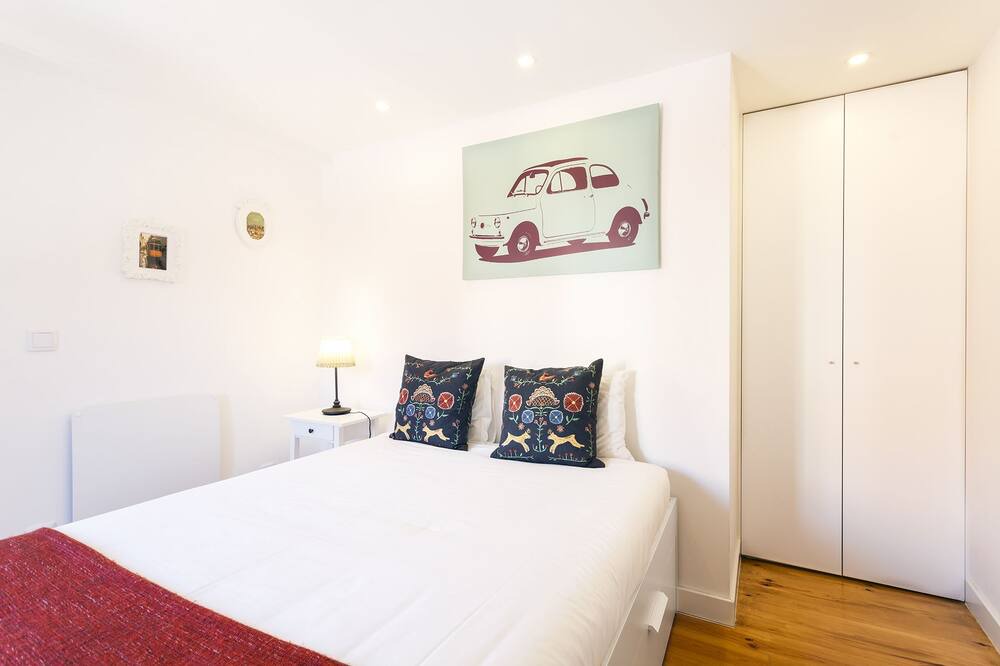 Photo of Bedroom in Loures