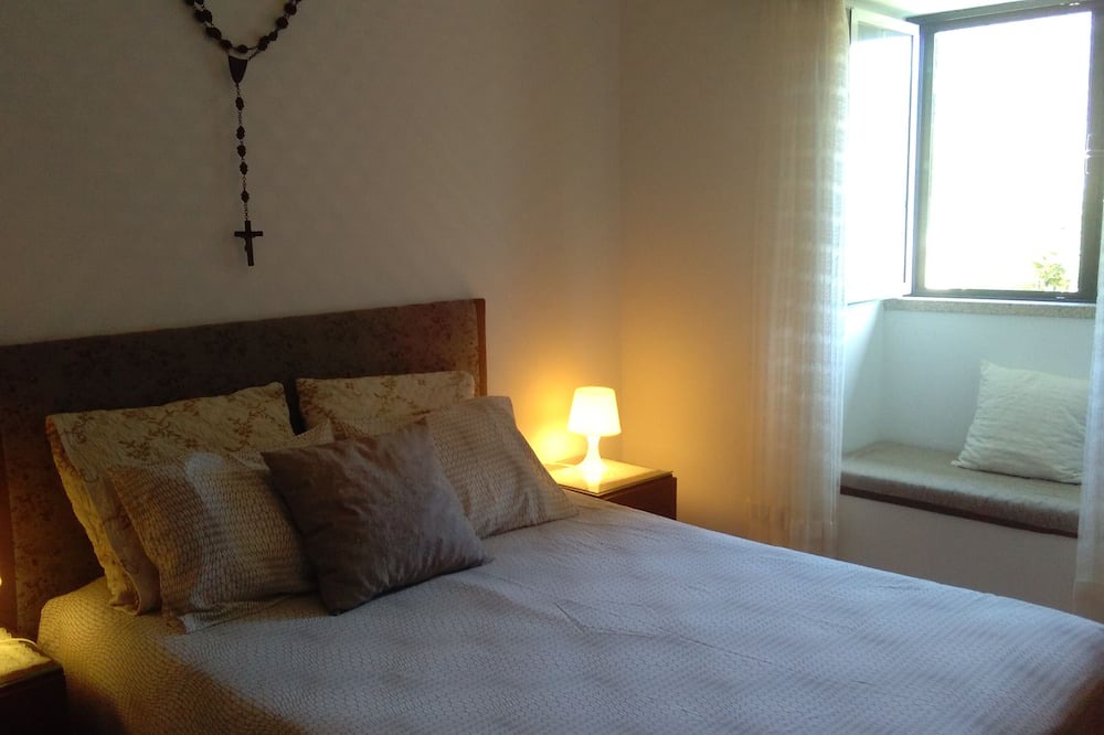 Photo of Bedroom in Mondim de Basto