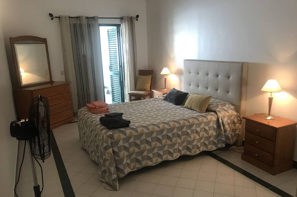 Photo of Bedroom in Vale de Parra