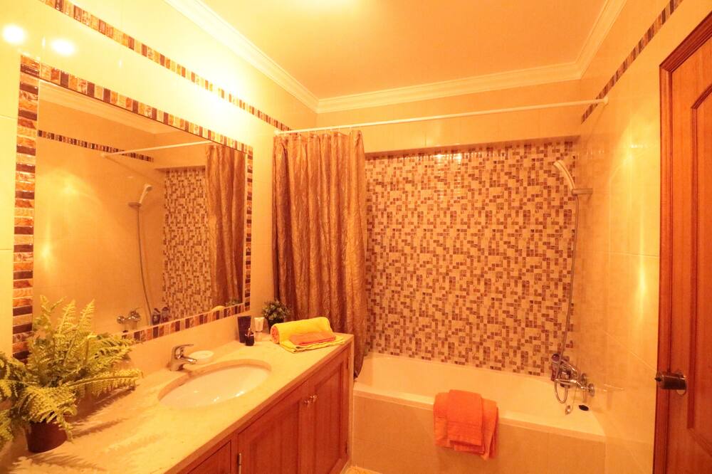 Photo of Bathroom in Vale de Parra