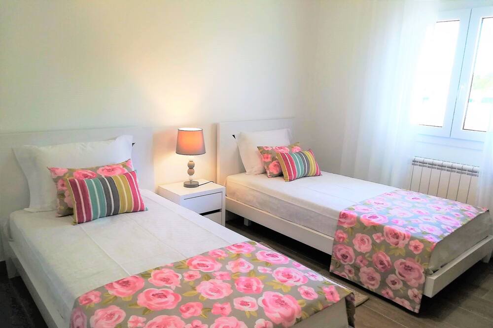 Photo of Bedroom in Alcobaca