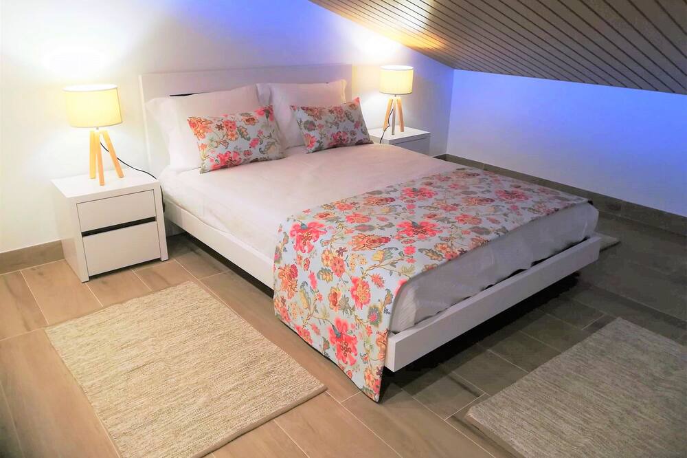 Photo of Bedroom in Alcobaca
