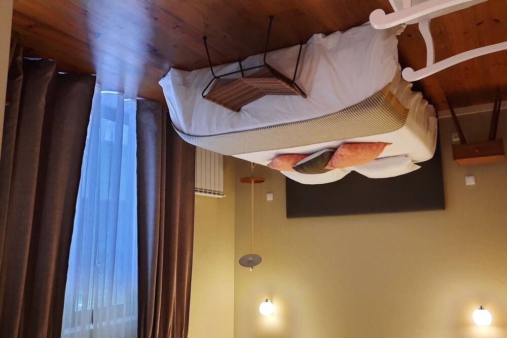 Photo of Bedroom in Alcobaca