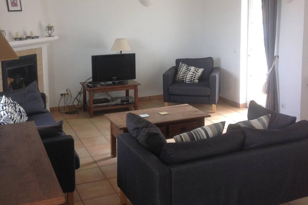 Photo of Livingroom in Budens