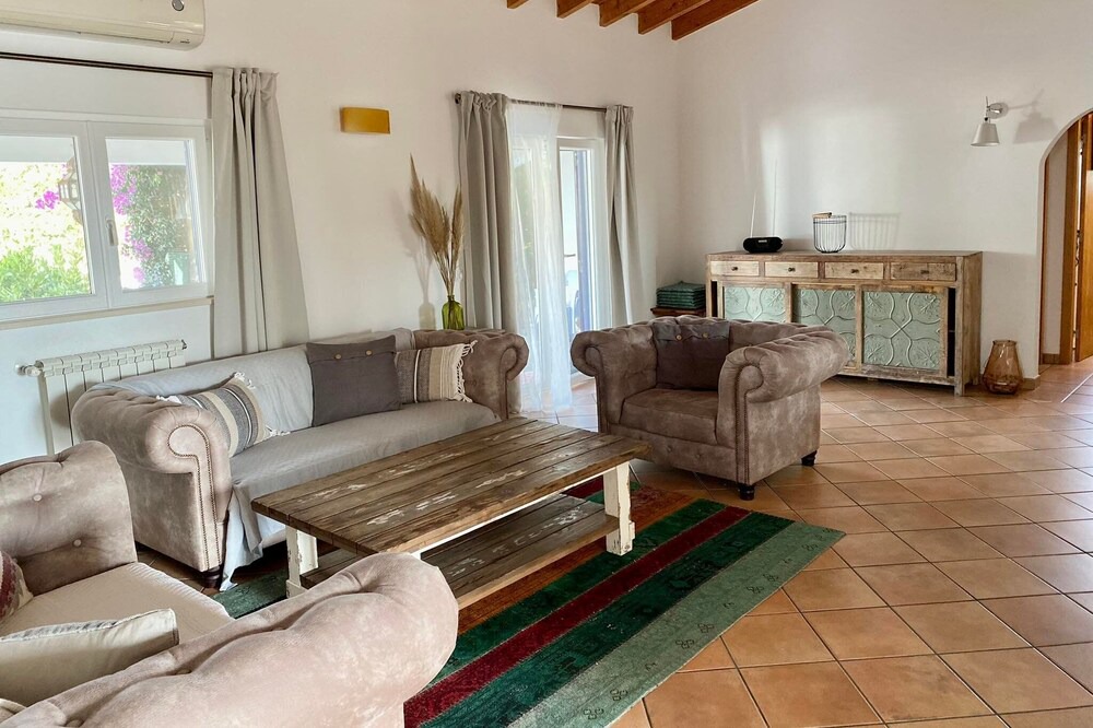 Photo of Livingroom in Aljezur